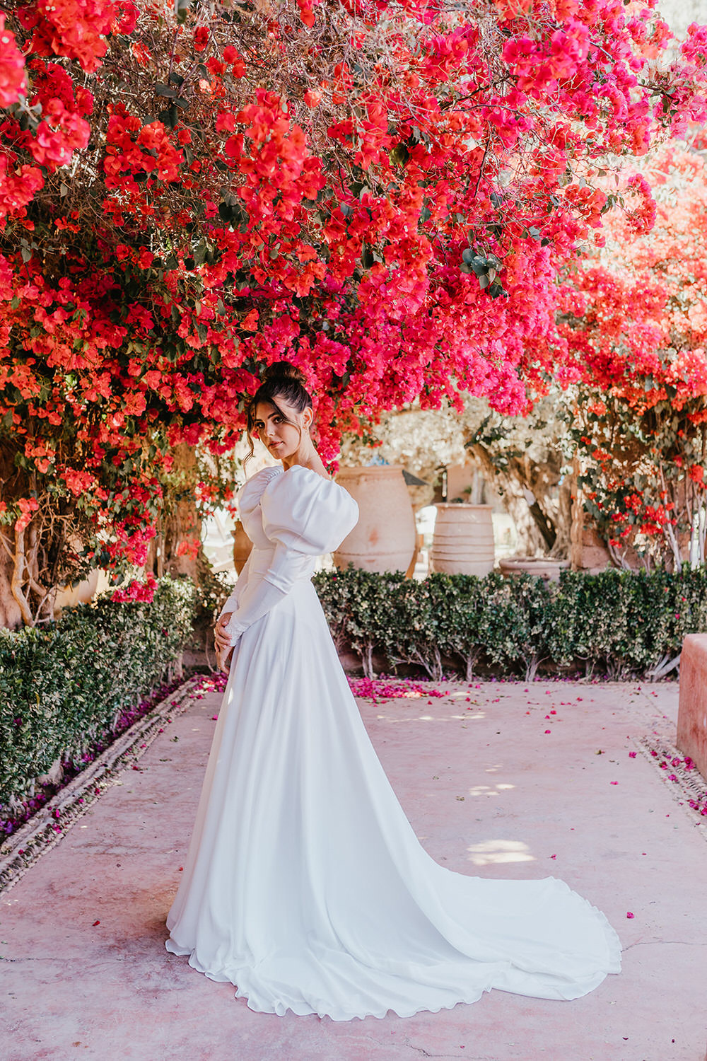 bridal model wearing shikoba bride wedding dress at beldi country club in marrakech