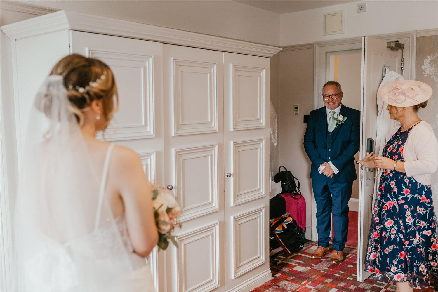 father of the bride reaction to seeing bride in her wedding dress