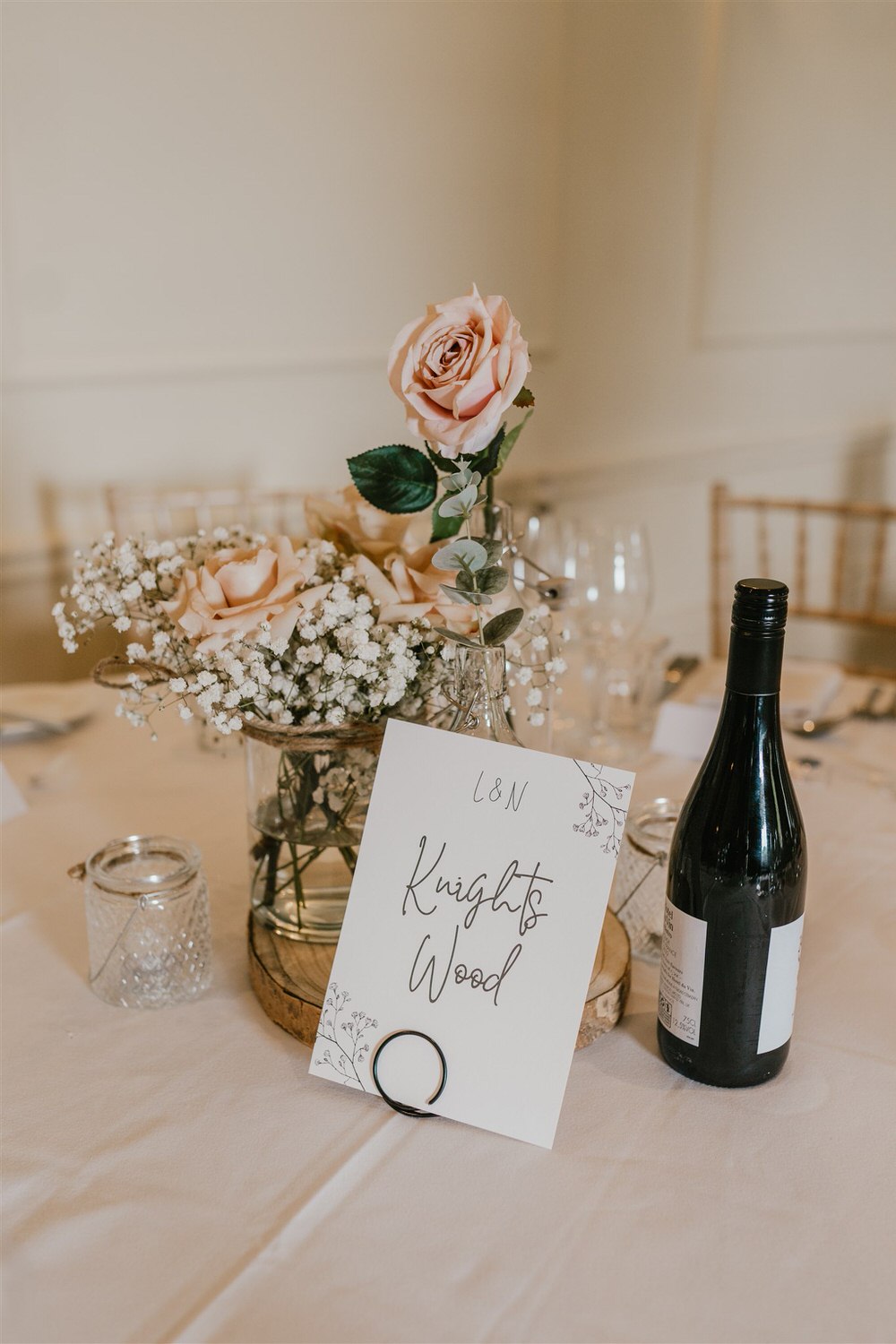 simple floral wedding table centrepiece