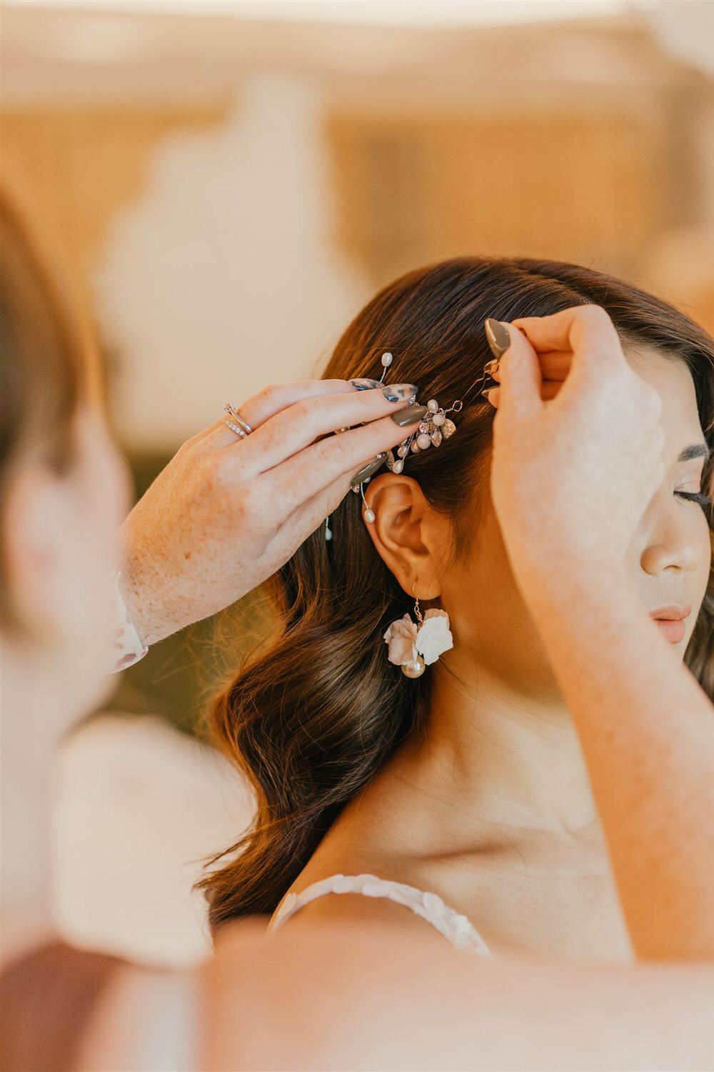 bridal prep at mandarin oriental wedding in london