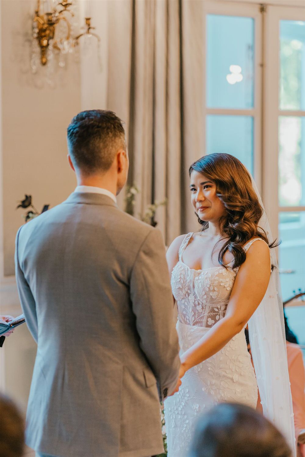 wedding ceremony in the loggia at mandarin oriental hyde park luxury wedding venue in london