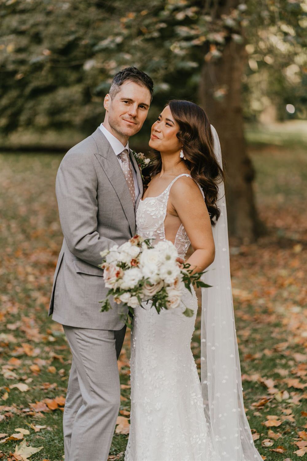 couple portrait at hyde park wedding in london