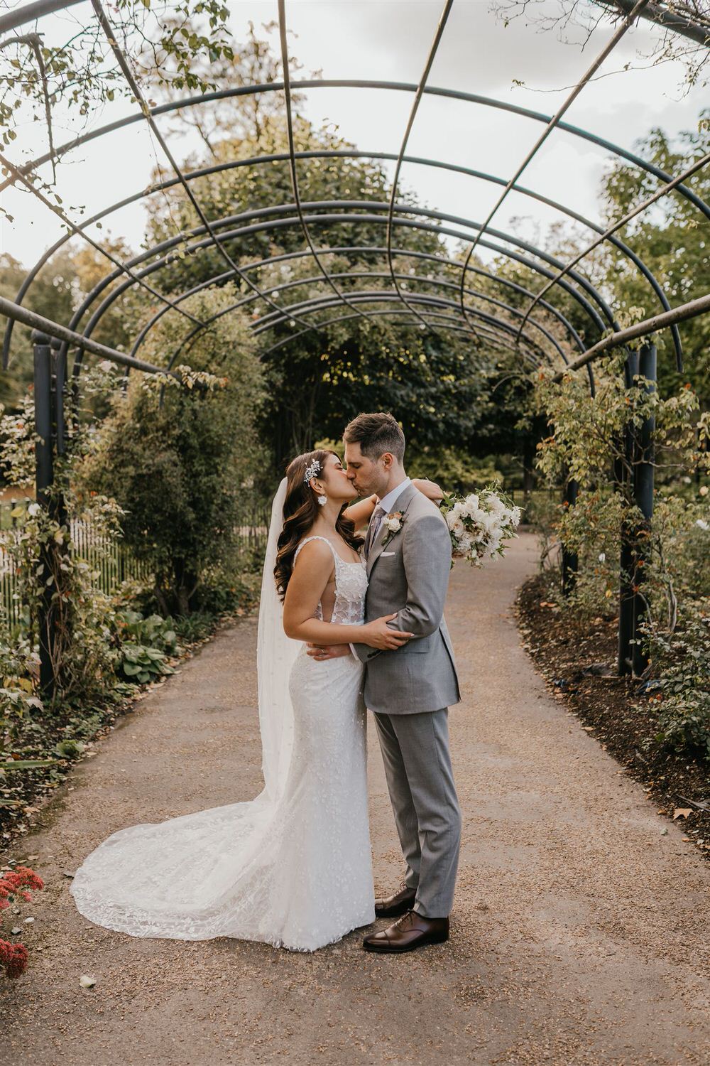 couple portrait at mandarin oriental hyde park wedding in london