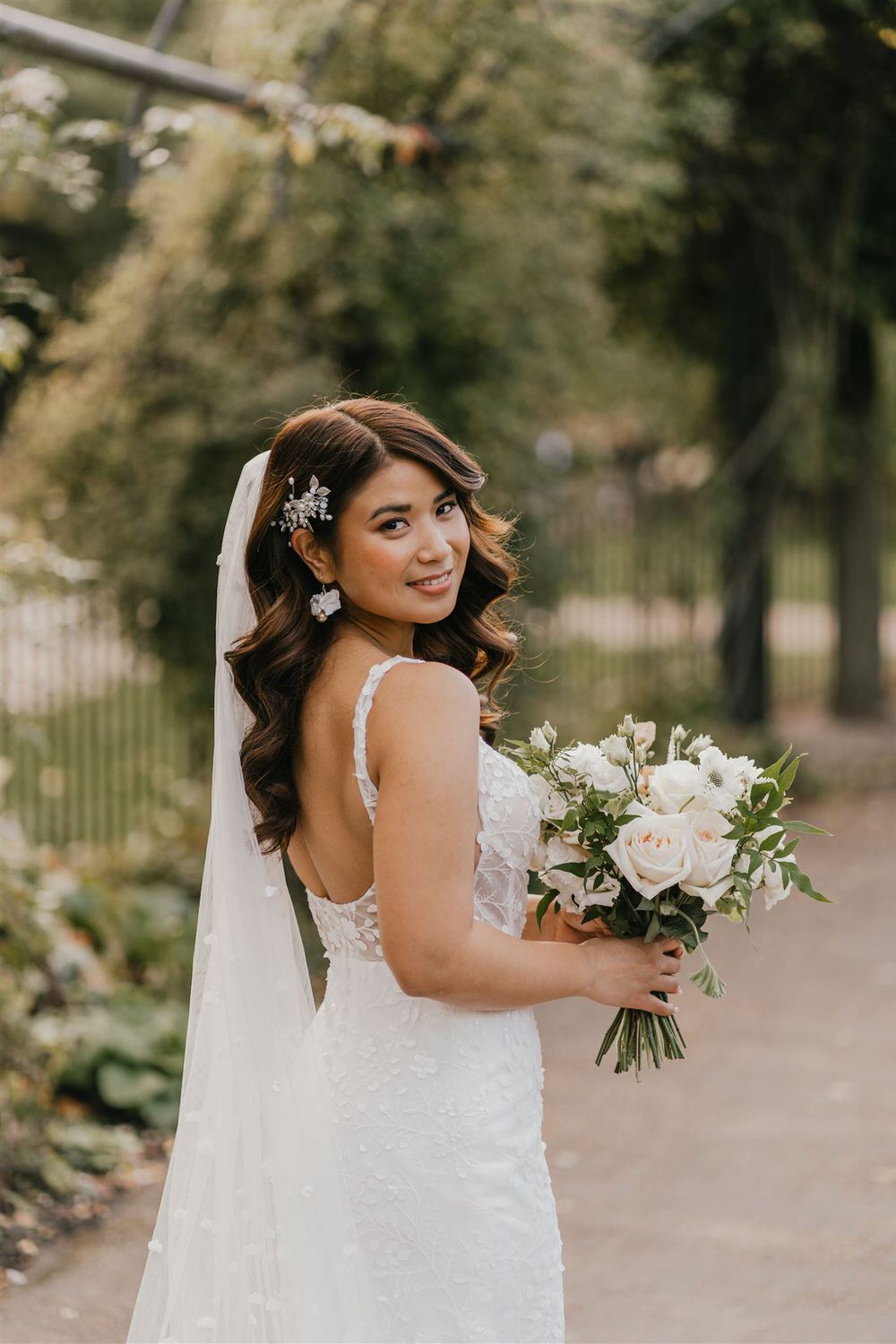 bridal portrait for mandarin oriental hyde park wedding in london