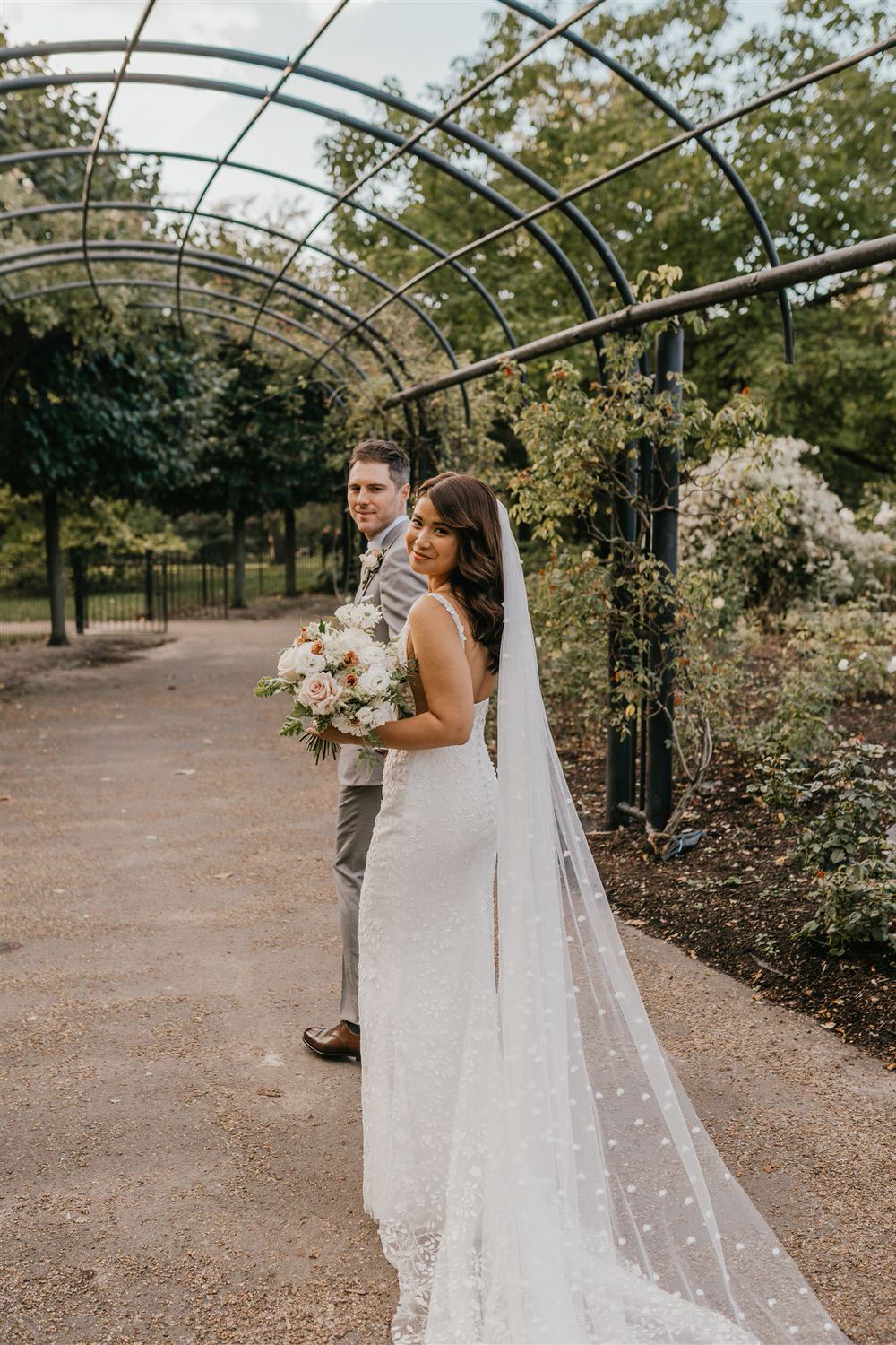 couple portraits mandarin oriental hyde park wedding in london