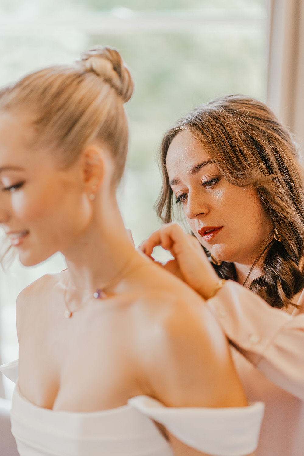 bride gets ready at morden hall wedding in london