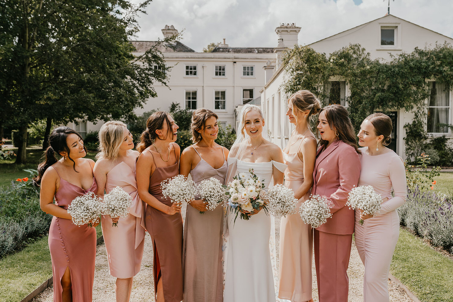 bridal party portraits at morden hall wedding london