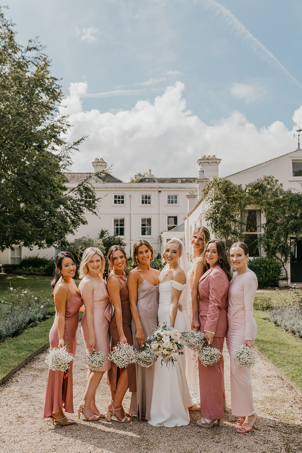 bridal party portraits at morden hall wedding london