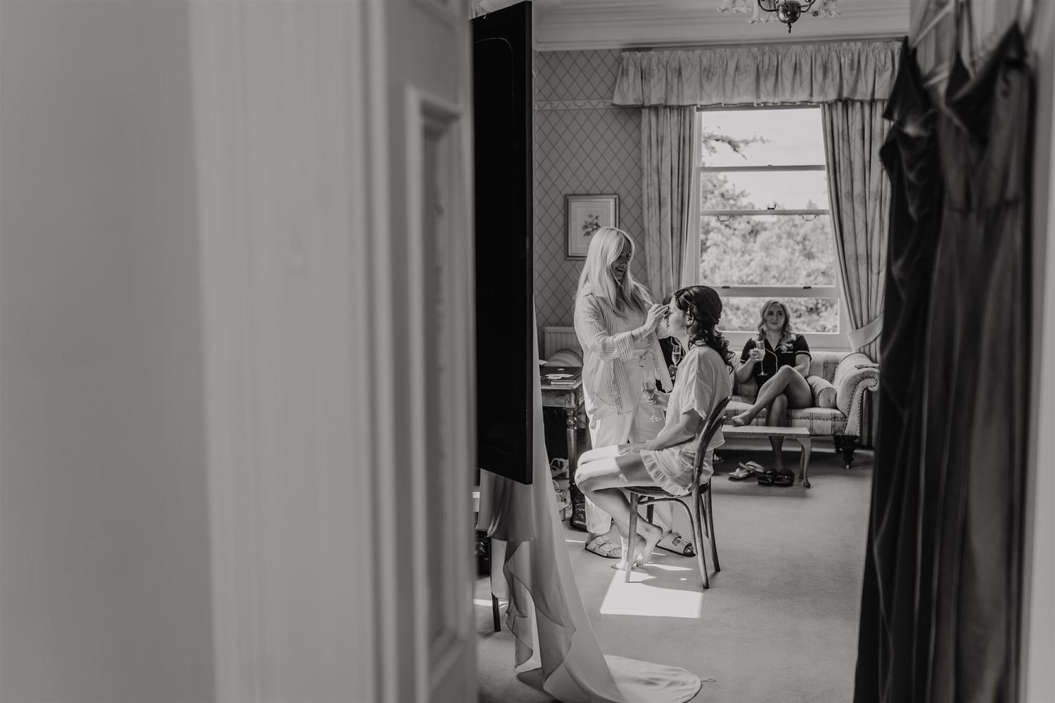 black and white image of bridal prep at mount ephraim wedding in kent