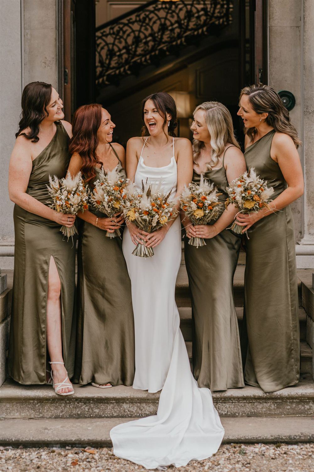 bride and bridal party at mount ephraim wedding in kent