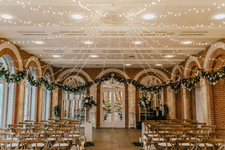winter wedding tips for seasonal decor with twinkling fairy lights