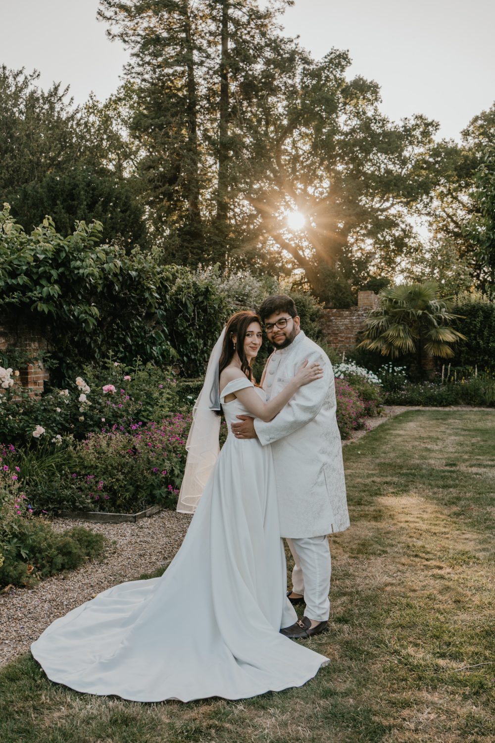 bride and groom golden hour couple portraits at northbrook park wedding venue in hampshire