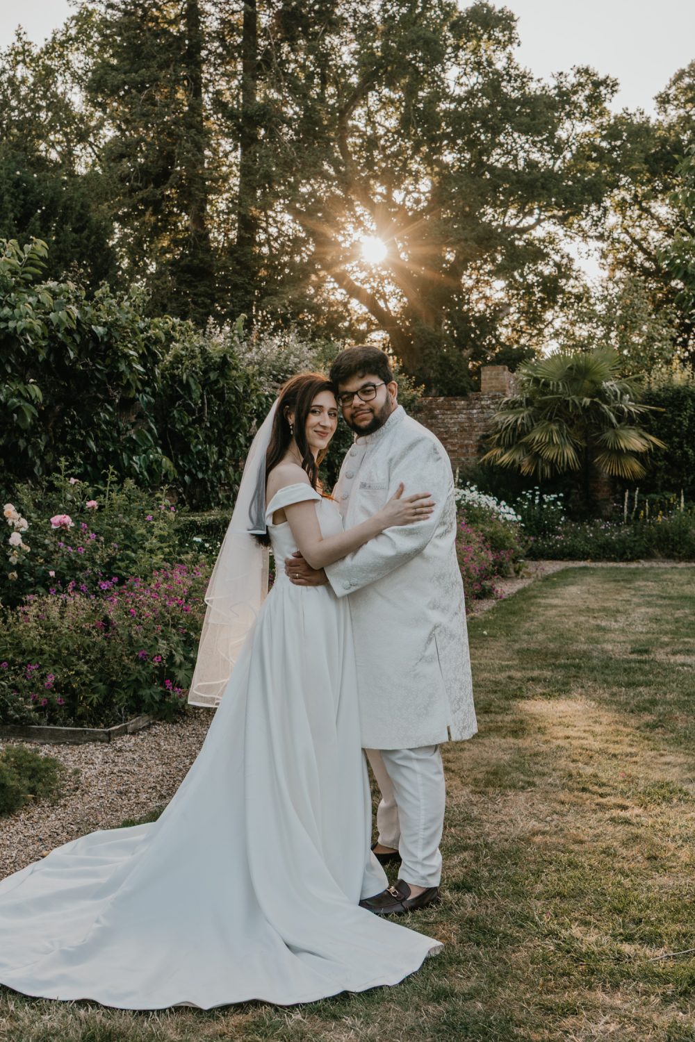 bride and groom golden hour couple portraits at northbrook park wedding venue in farnham