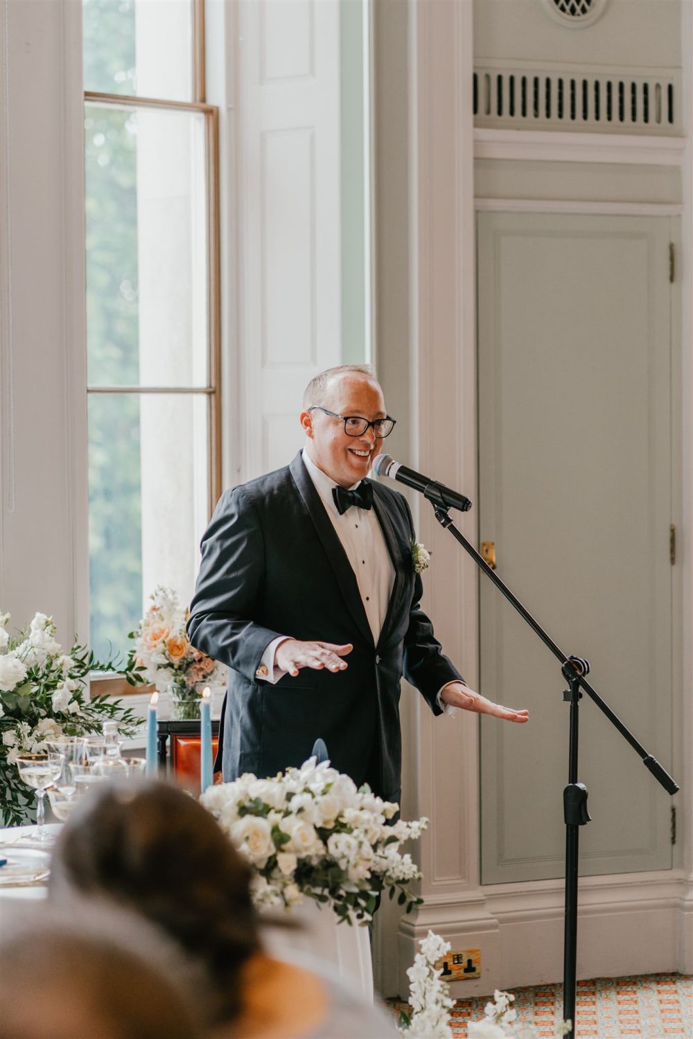 wedding speeches in the library at trinity house wedding venue in london