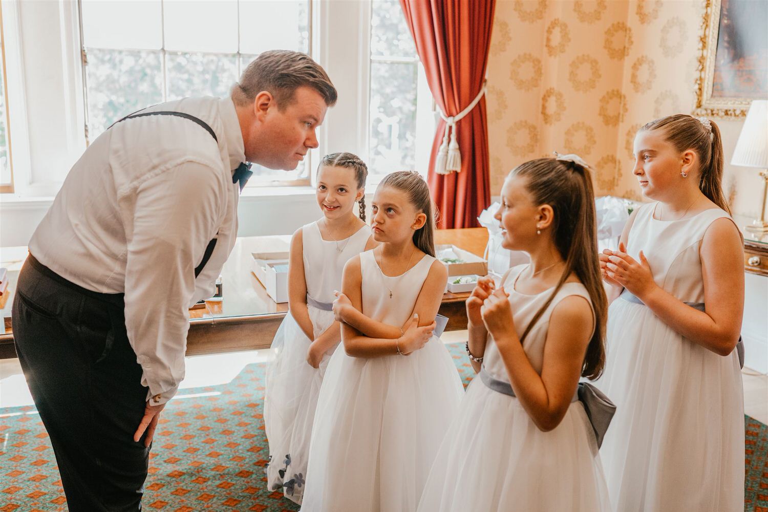 wedding party getting ready at trinity house london wedding