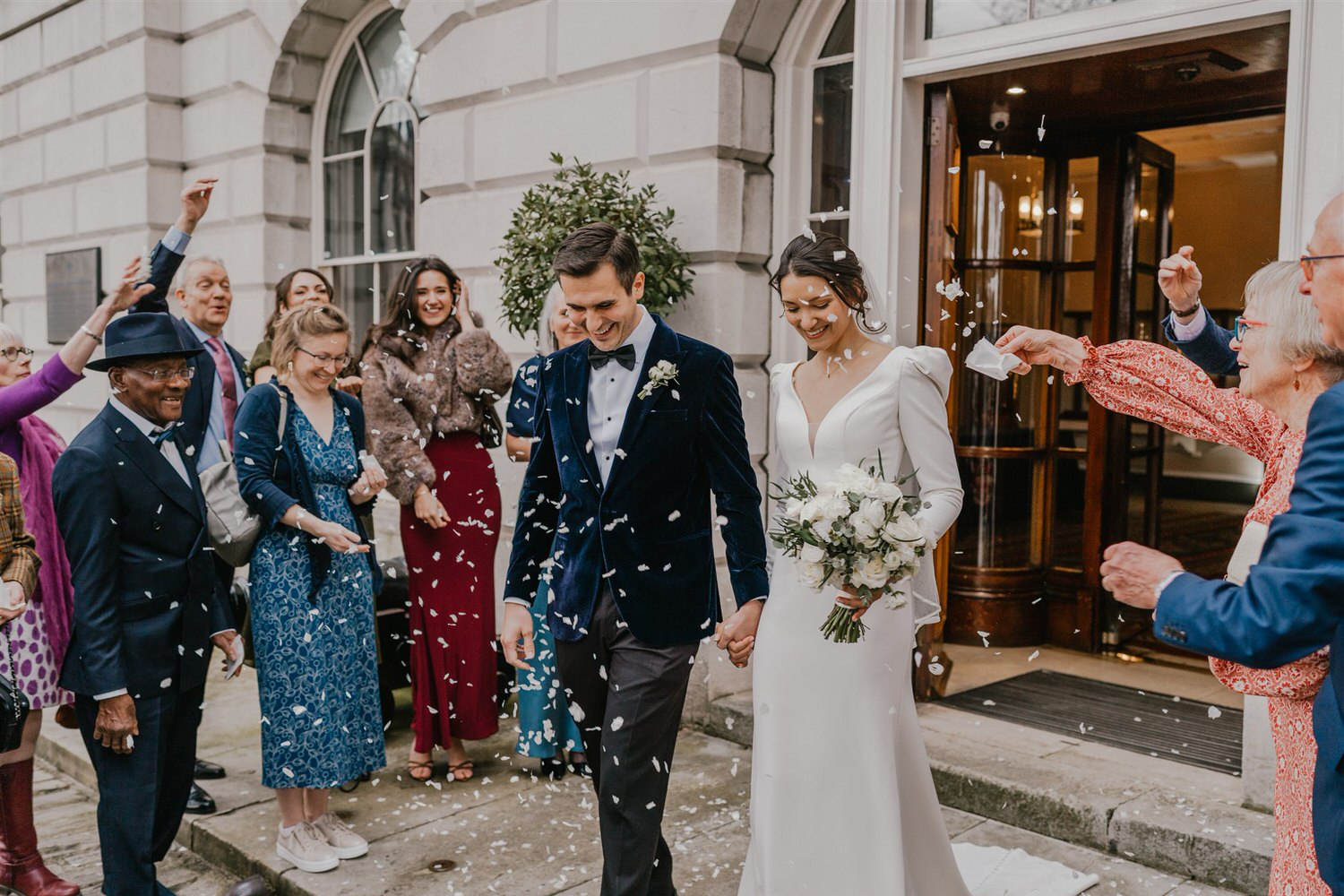 confetti tunnel outside trinity house wedding venue in london